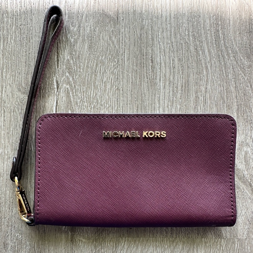 Michael kors small hand wallet
